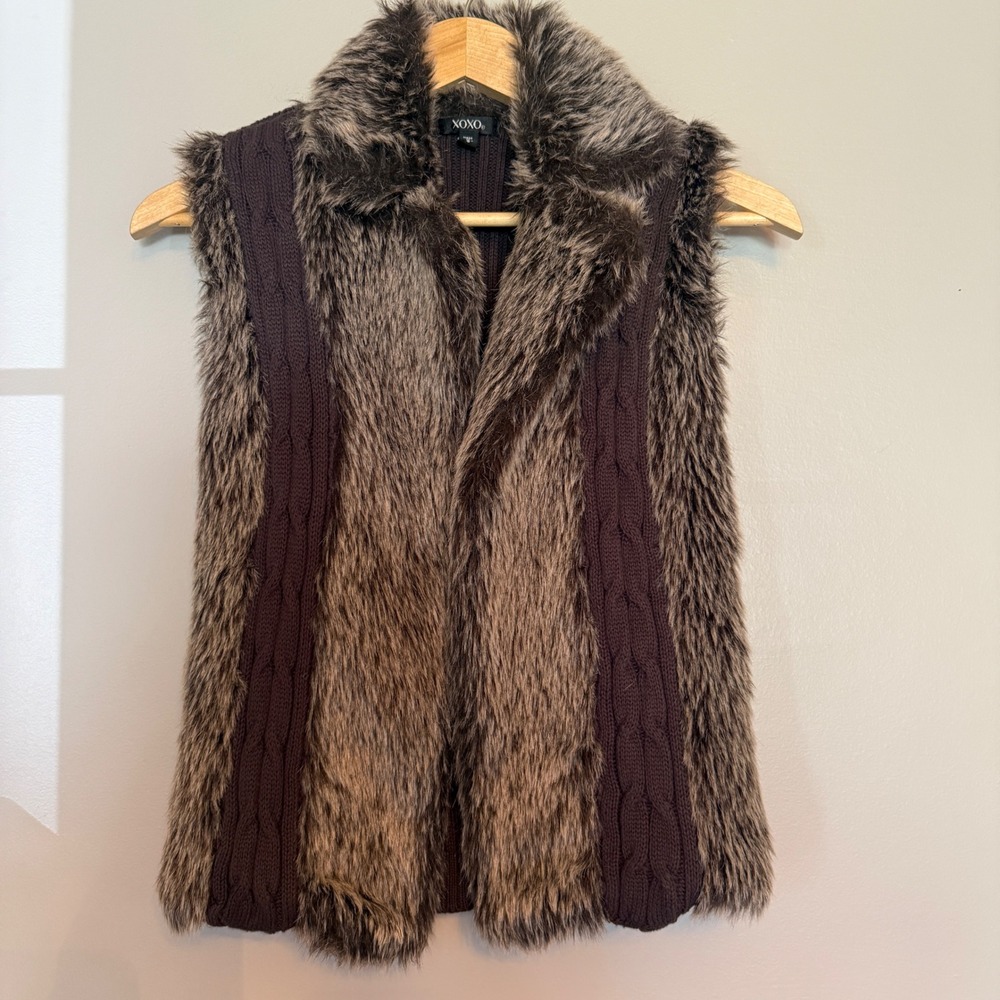 XOXO Y2K‎  Womens Brown Faux Fur Cable Knit Mixed Media Open Front Vest Small